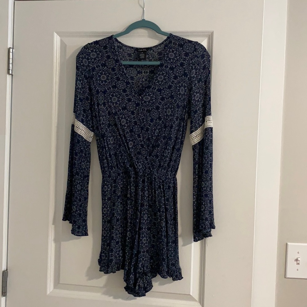 Navy Blue & White Boho Flowy Long Sleeve Romper - Picture 1 of 7